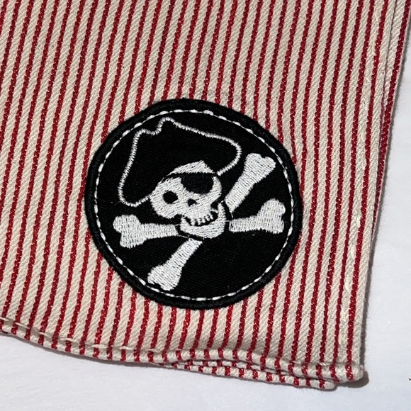 POTTERY BARN KIDS PIRATE NAPKINS (8) - Picture 3 of 9